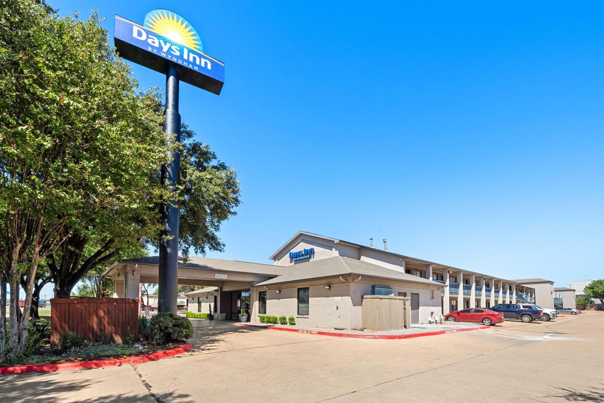 Days Inn By Wyndham Раунд-Рок Экстерьер фото